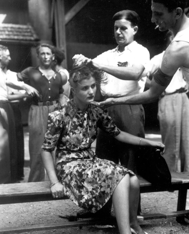 Illustration for article titled Cuando los franceses afeitaron la cabeza de sus mujeres para humillarlas públicamente: la vergüenza tras la WWII